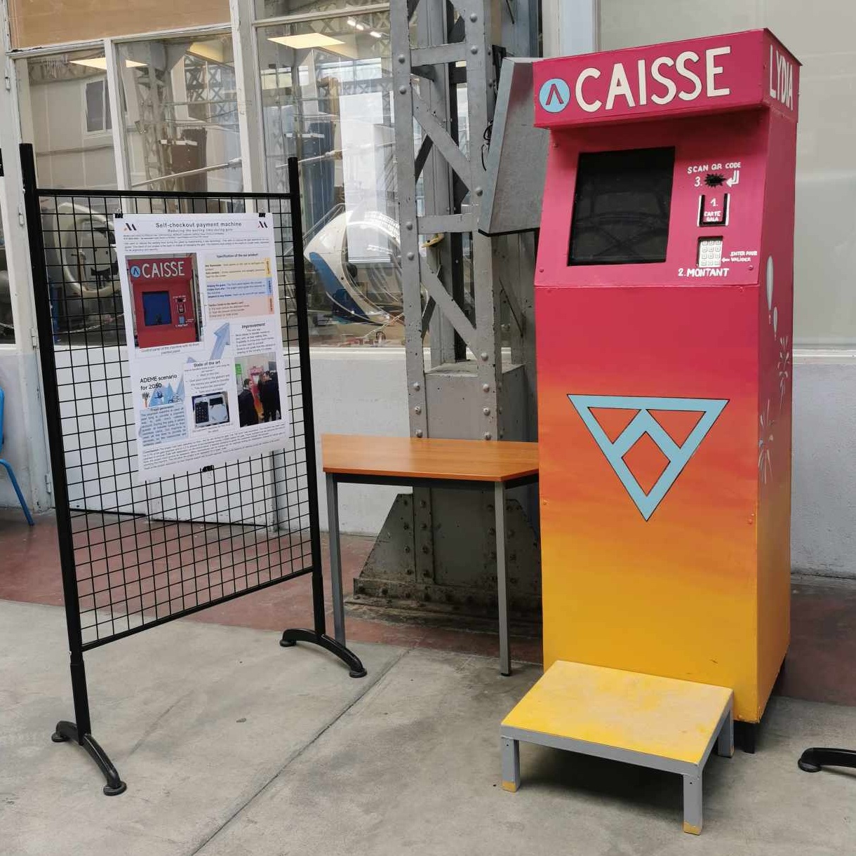 Station de recharge de cartes cashless